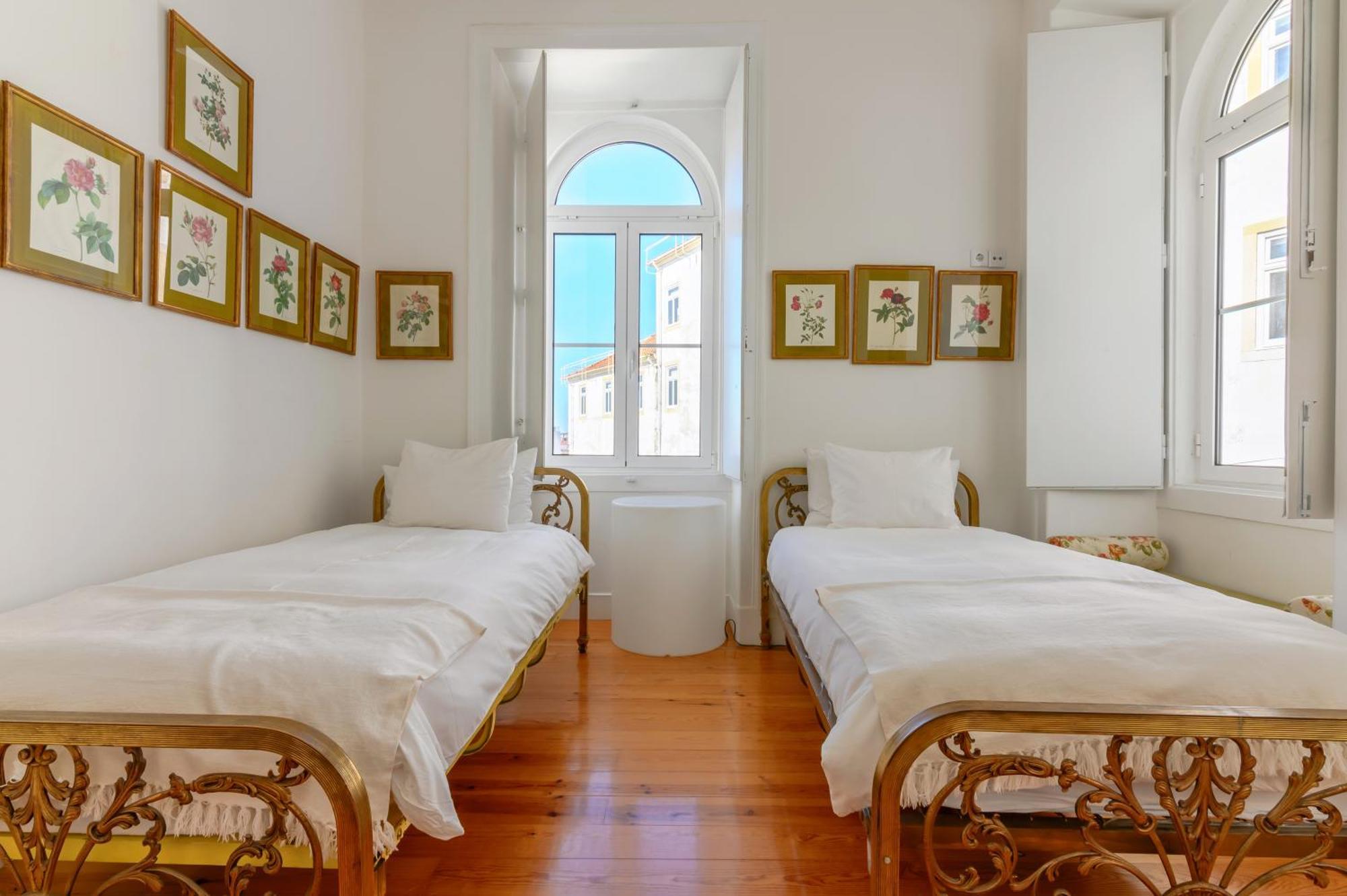 Portas Do Castelo Apartments Lisbon Room photo