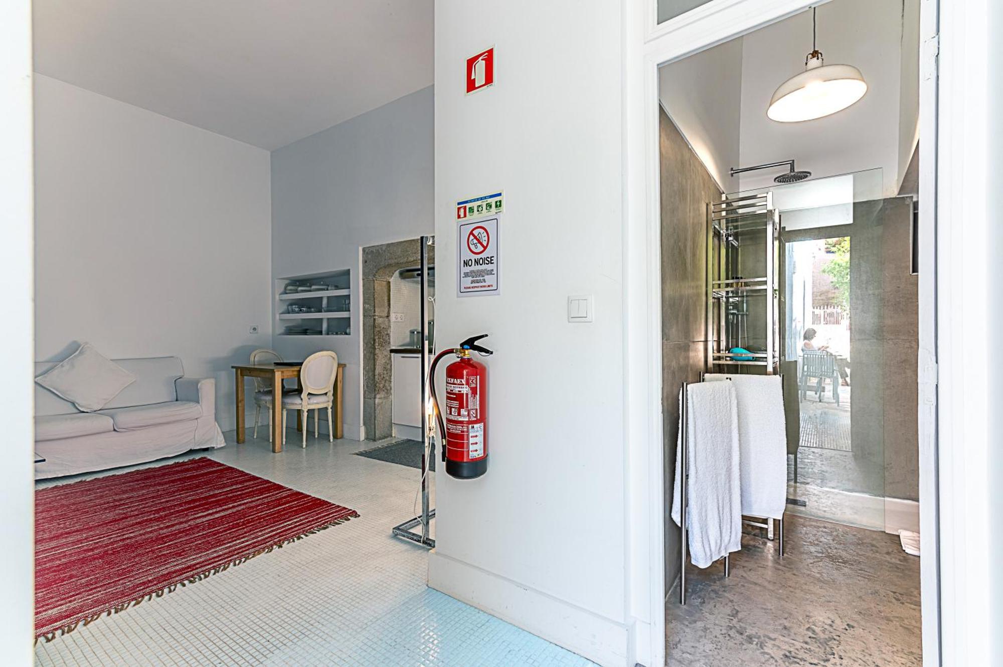 Portas Do Castelo Apartments Lisbon Room photo